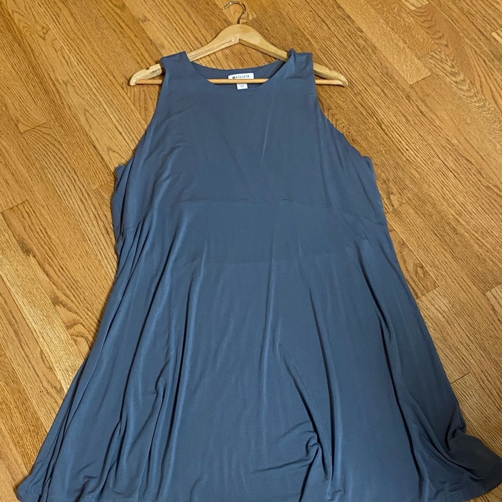 Athleta like new size 2X Blue Sleeveless Dress